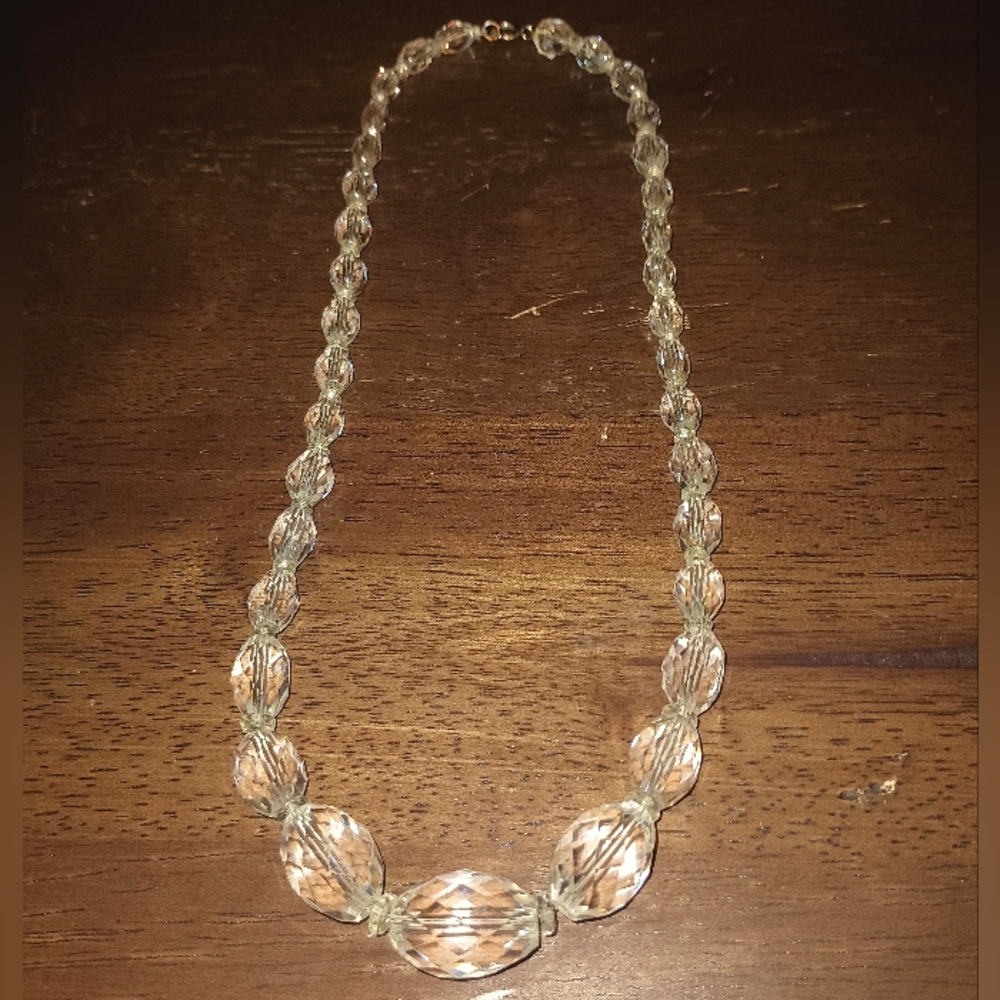 Vintage Crystal Beaded Necklace Graduated Faceted Beads (16 Inches)